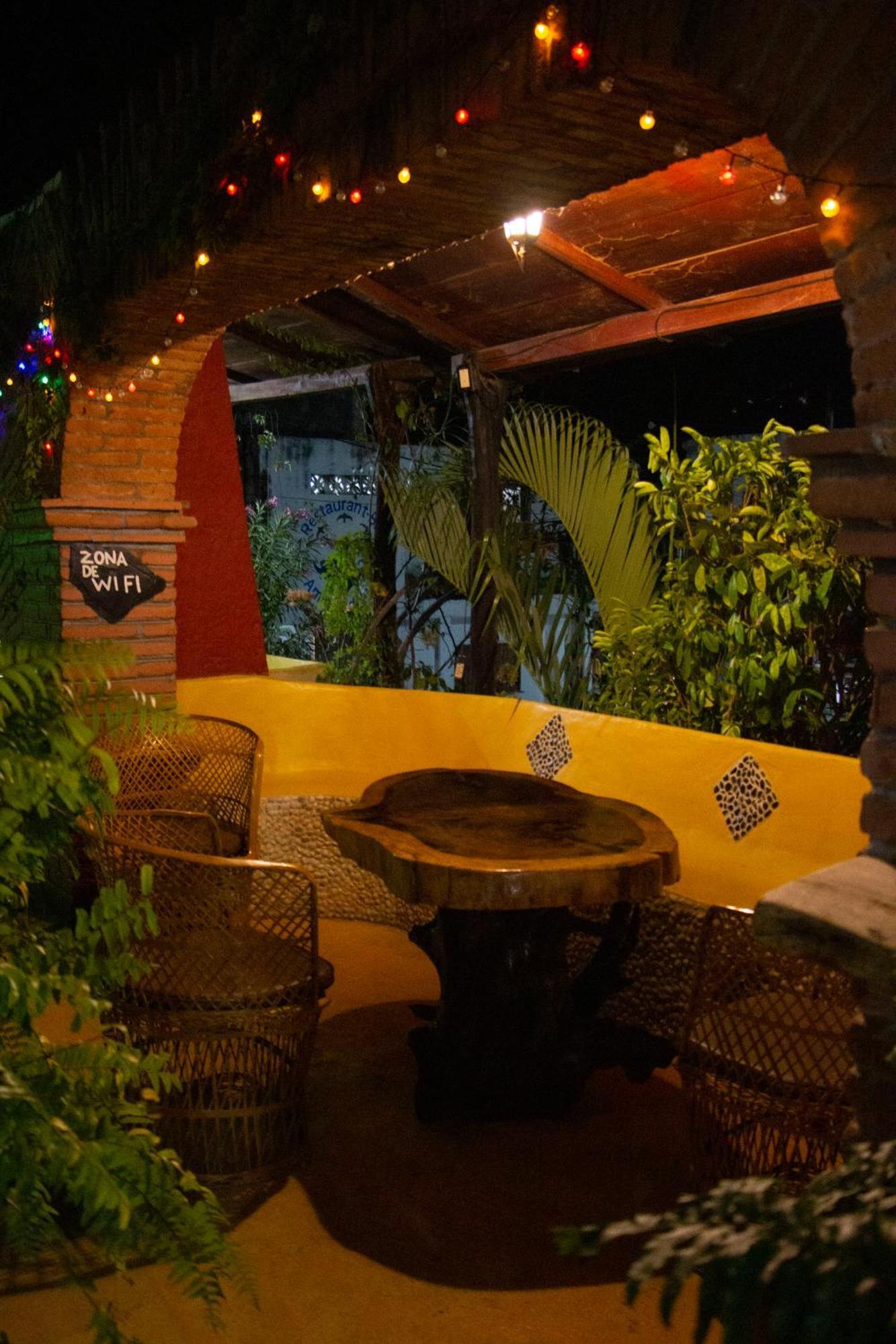 Hotel La Cabana Puerto Ángel Exterior photo