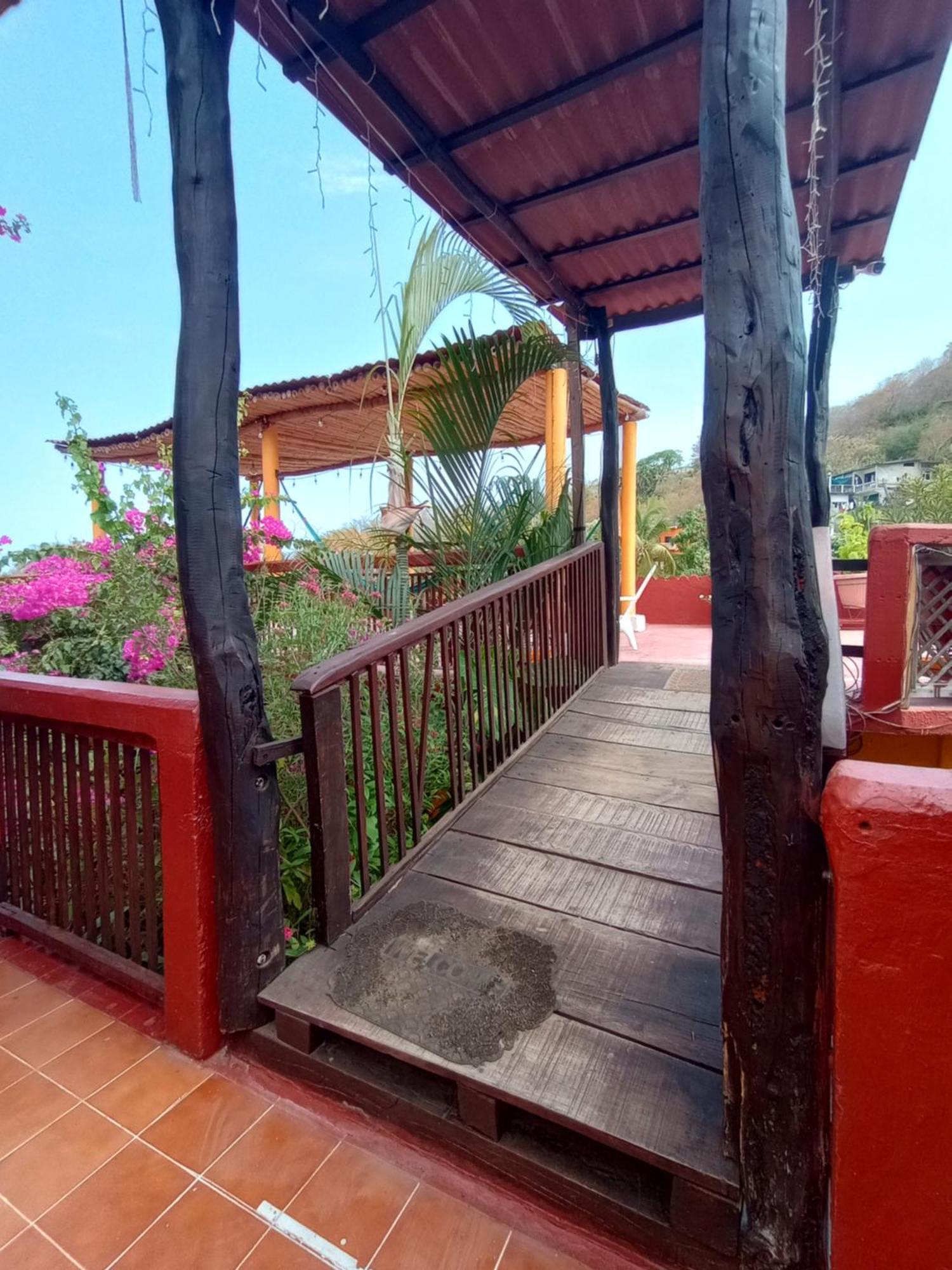 Hotel La Cabana Puerto Ángel Exterior photo